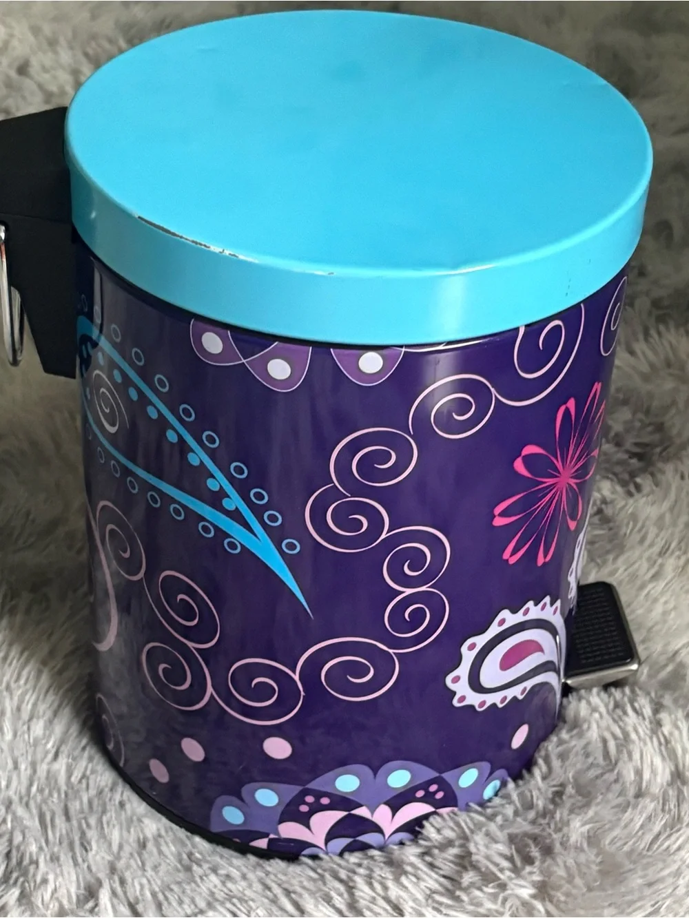 Pedal step trash can metal paisley floral groovy dorm girls bedroom purple blue